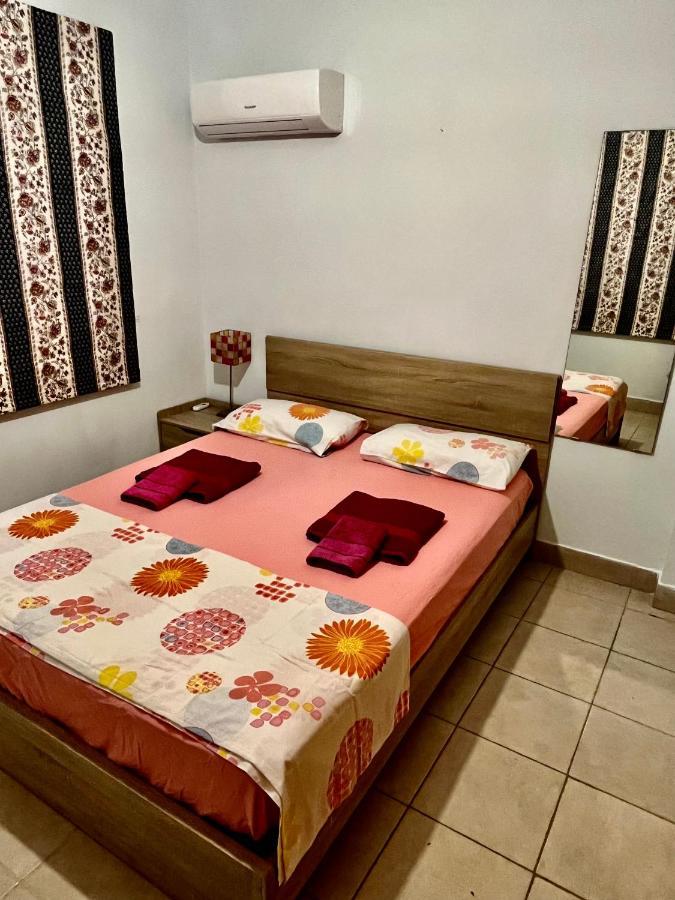 Cyprus-Grecian Sea Apartment ลาร์นาคา ภายนอก รูปภาพ